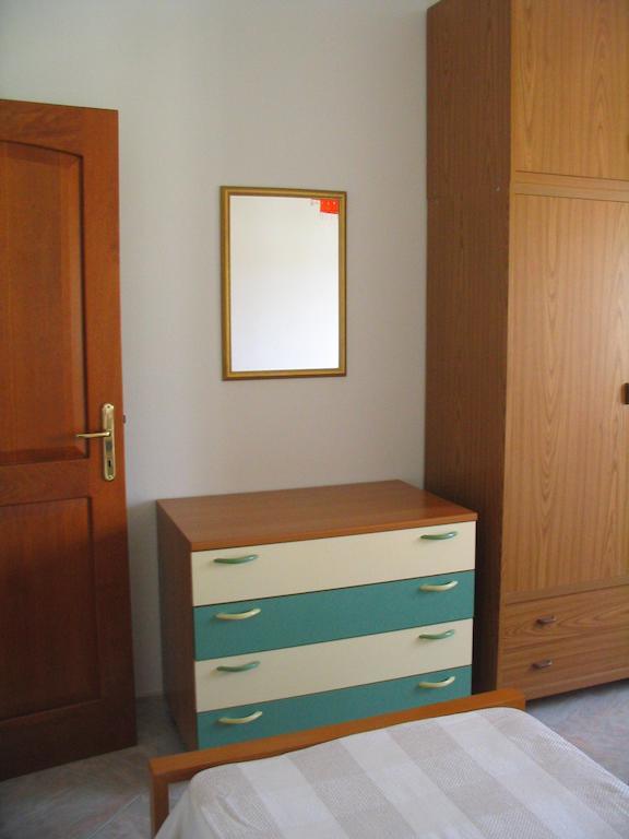 Marycarmen Apartment Alghero Phòng bức ảnh