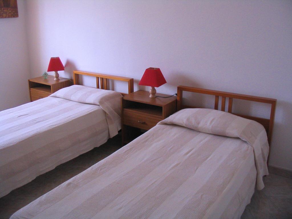 Marycarmen Apartment Alghero Phòng bức ảnh